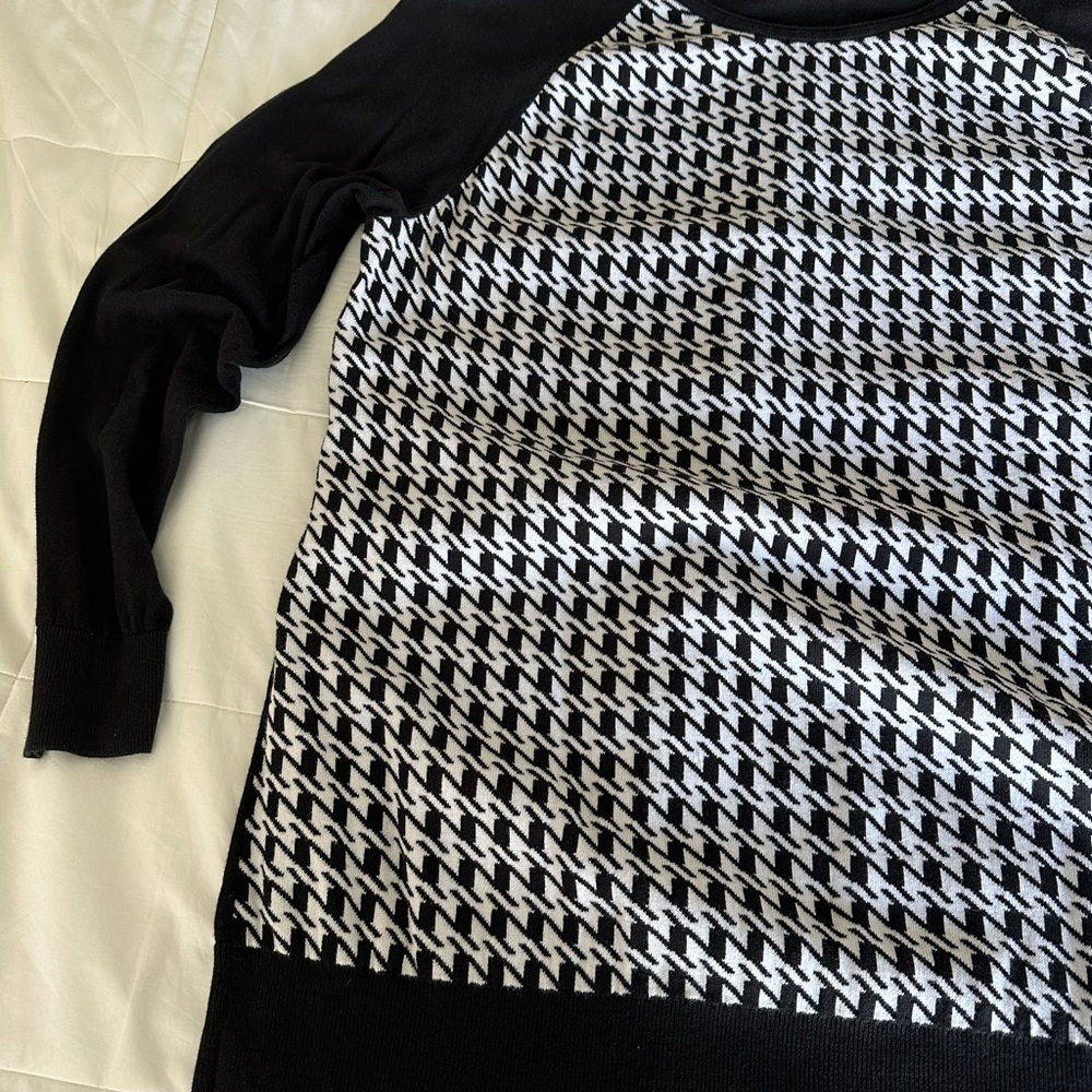 Willow Creek women’s plus 3X lightweight houndstooth sweater. - Picture 3 of 11